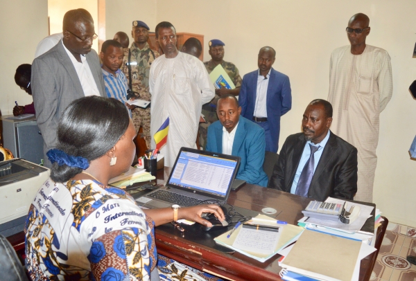 Visite du directeur général des impôts dans les centres provinciaux de n&rsquo;djaména