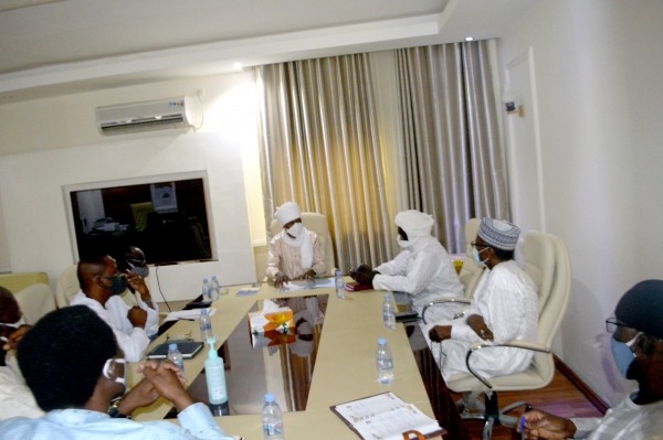 La gomme arabique et le sesame au centre d’une discussion entre la douane et les operateurs economiques